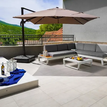 Modern And Cozy Little House Mia Semesterbostad Dugopolje