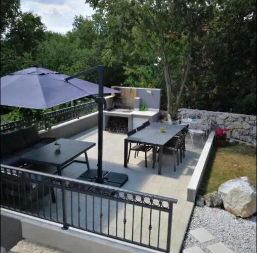 Casa de Férias Modern And Cozy Little House Mia *