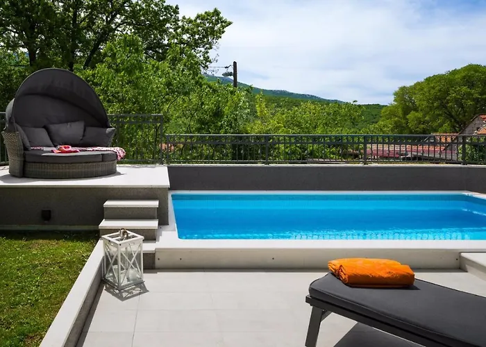 Modern And Cozy Little House Mia Casa de Férias